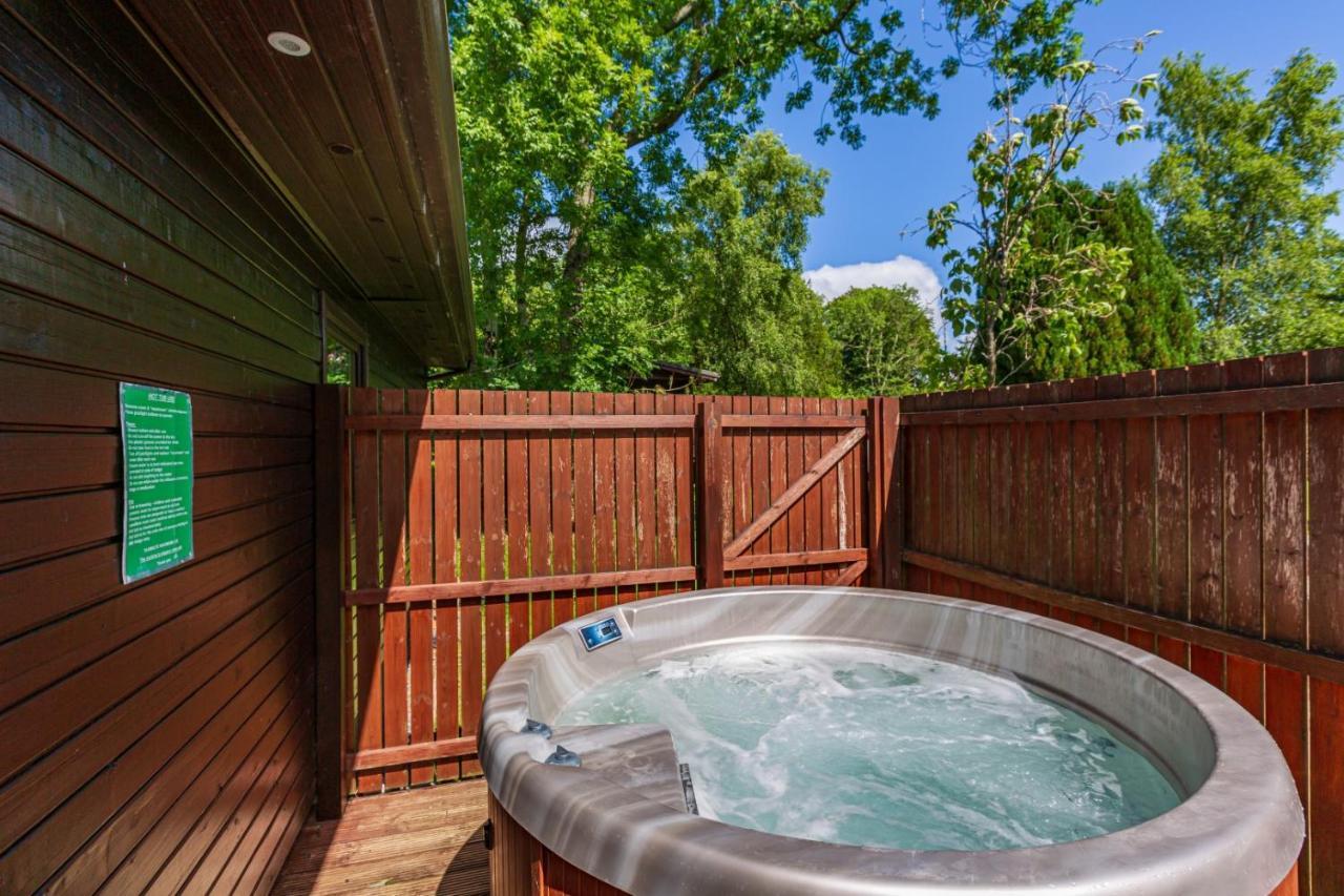Birch Lodge 20 With Hot Tub Newton Stewart Zewnętrze zdjęcie